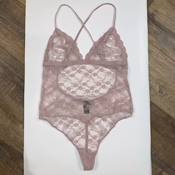 Victoria Secret Sheer Lilac LACE Thong BODYSUIT Wireless M Criss Cross Back Sexy - Picture 1 of 3